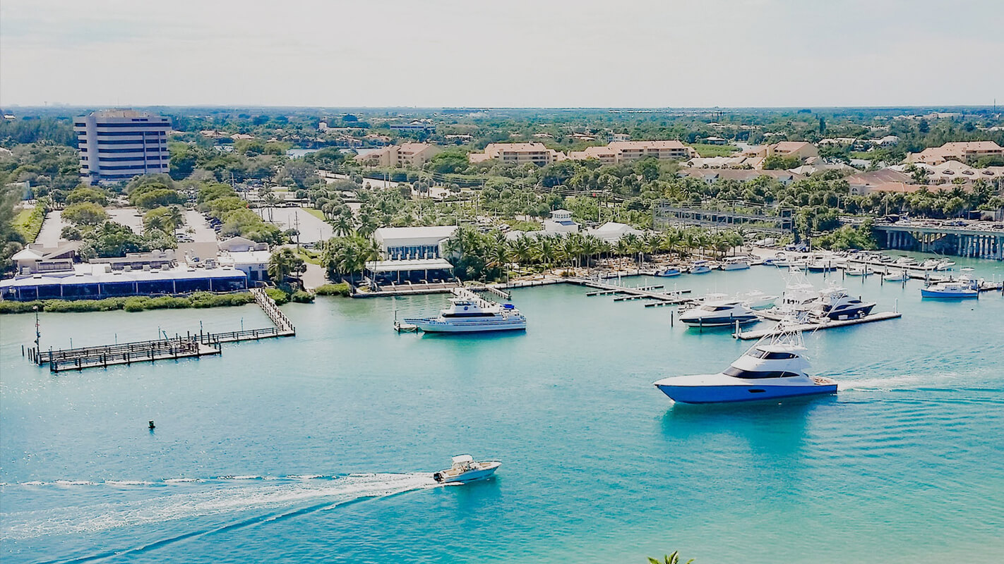 Jupiter Beach with yacht